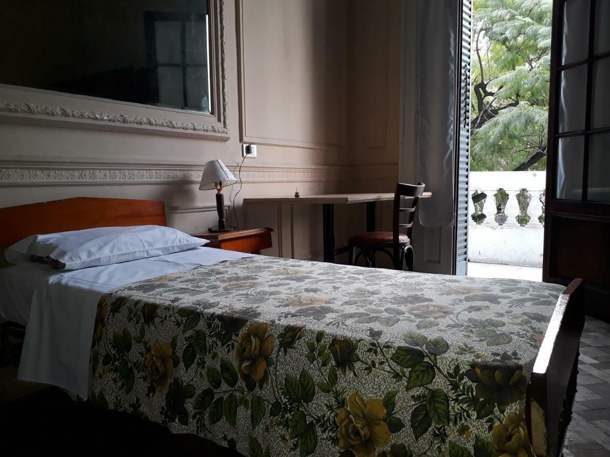 Hotel El Pibe Buenos Aires Bagian luar foto
